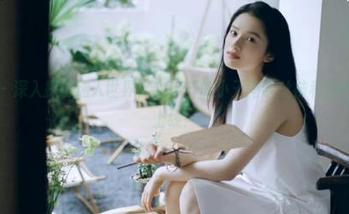 微密圈 - 深入探访迷人世界，120斤的小王同学丝袜私拍合集震撼上线！