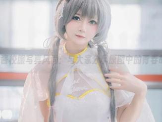 51酱校服写真风尚：与大家分享原图中的青春故事