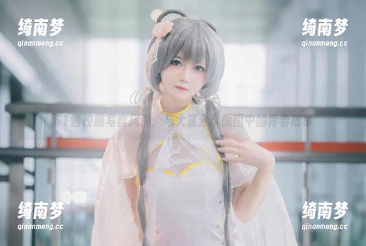51酱校服写真风尚：与大家分享原图中的青春故事