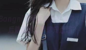 观看Bangni邦尼冥的独特视角，原图背后隐藏的故事你知道吗？