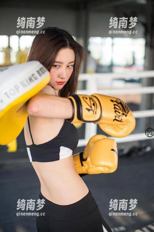 Feilin嗲囡囡 - 精选高清Hana妹裤里丝写真合集，感受迷人魅力与优雅
