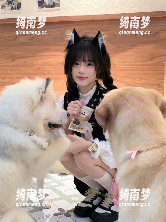 Feilin嗲囡囡-王婉悠Queen Feilin嗲囡囡 - 王婉悠Queen豹纹写真福利专辑,展现她的迷人身姿与独特风格