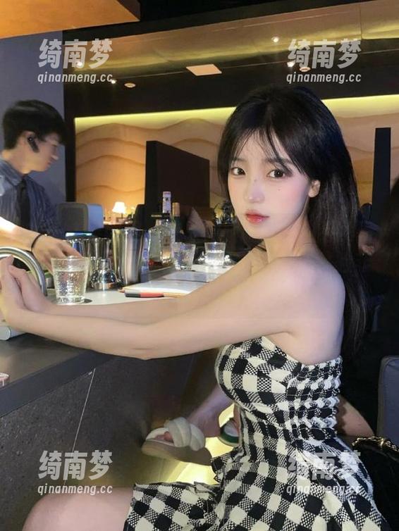 GIRLT果团网-周晓唯 GIRLT果团网 - 获取周晓唯女王的经典写真,网盘下载限时开放,快来抢先体验非凡魅力!