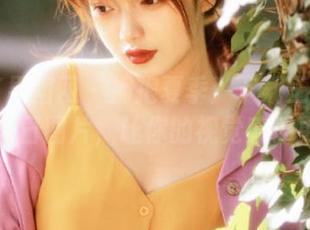 GIRLT果团网 - 拥抱夏季：下载王婉悠的独特夏日图片，让你的视觉感受更清新