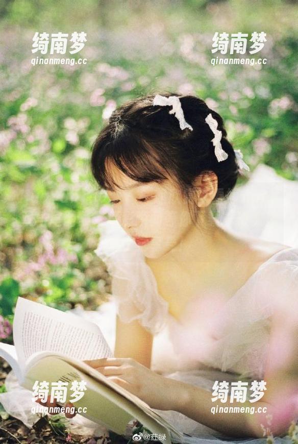 HuaYan花の颜-李雪婷Anna HuaYan花の颜 - 一起欣赏李雪婷Anna双马尾图集,精彩瞬间等你下载,释放你的视觉享受!