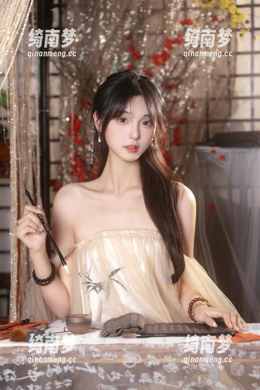 MFStar模范学院 - Evelyn艾莉与妹妹的美丽邂逅，精彩作品图集带来无尽的视觉享受与灵感！