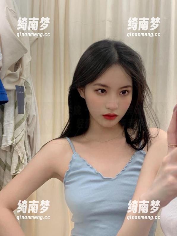 MFStar模范学院 - 一颗甜蛋黄a的少女写真图集：轻盈如风的青春梦