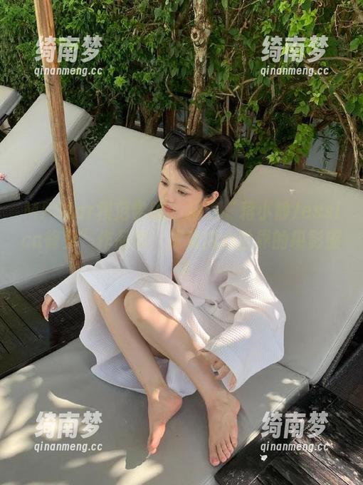 MFStar模范学院-蒋小静Jessica MFStar模范学院 - 精选“蒋小静Jessica修女”作品集:探索内心世界的摄影旅程