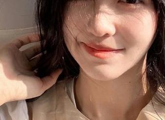 发现喵糖映画，快来分享同桌的水手服精美图集！