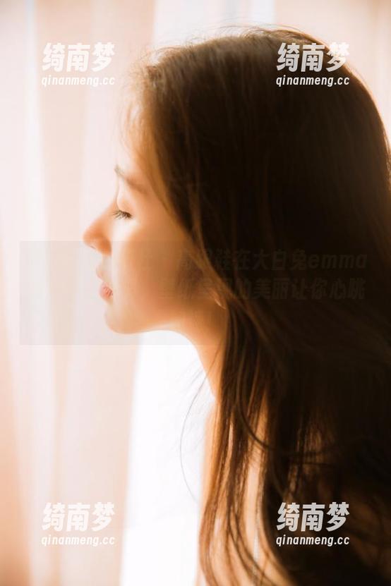 MiStar魅妍社 - 高跟鞋在大白兔emma的写真世界里，壁纸呈现的美丽让你心跳加速！