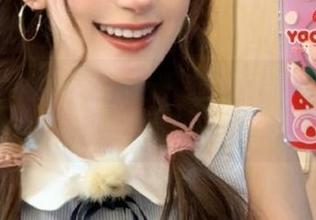 MiStar魅妍社 - 易阳Silvia的毛衣魅力：图库中不容错过的精彩写真分享