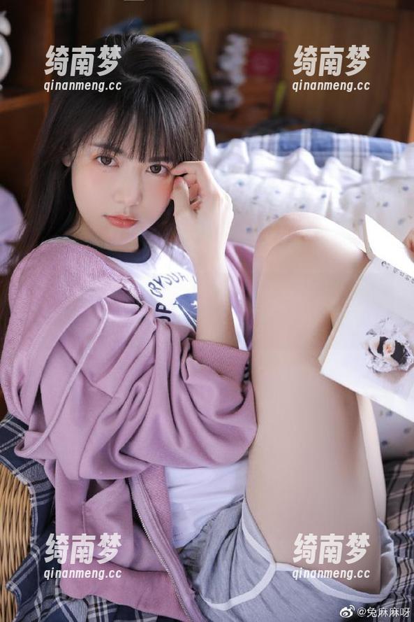 MiStar魅妍社-黄乐然 MiStar魅妍社 - 黄乐然秘书图包曝光:这组合集让你根本无法移开眼睛!