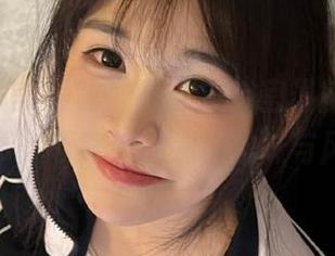 MyGirl美媛馆 - 李七喜浴室最新套图更新，带你领略她的别样韵味与风情！