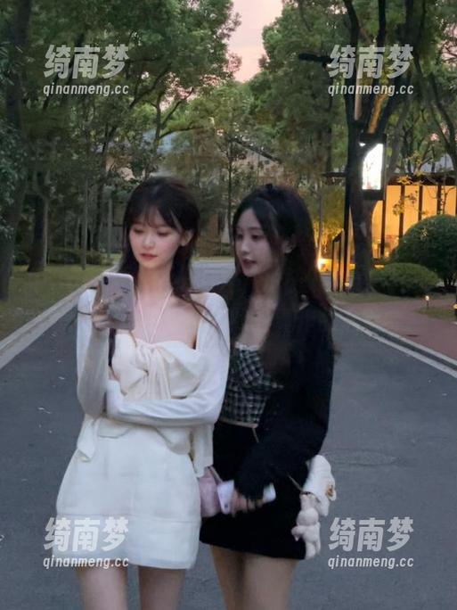 PuyPuyChan与NeroFormalDress：一场视觉盛宴的写真作品之旅