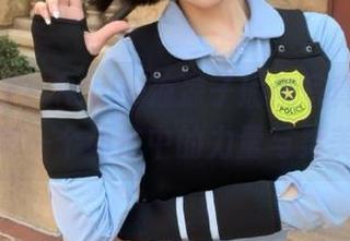 图片分享：Rioko凉凉子瑜伽写真，感受每一个动作中的力量与柔美