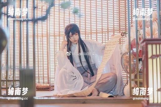 Sakiiii翎柒海边写真集大揭秘：分享海浪声中藏着的美丽故事！
