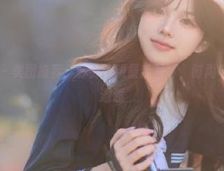 SiHua思话 - 美图推荐：苏羽眼镜最新写真，时尚与自然的完美邂逅