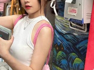 TGOD推女神 - 晓艾fafa办公室写真图集，开启视角与美感的双重探索