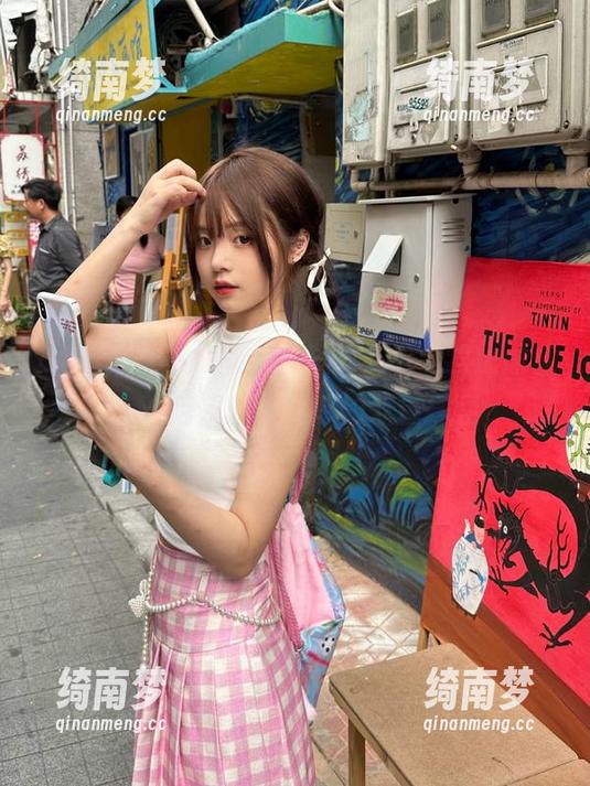 TGOD推女神-晓艾fafa TGOD推女神 - 晓艾fafa办公室写真图集,开启视角与美感的双重探索