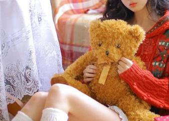 来欣赏Tomiko(とみこ)FGO图包，下载她的时尚写真，记录美好瞬间！