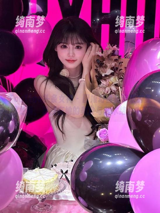 TouTiao头条女神-幻雪儿 TouTiao头条女神 - 厨娘幻雪儿带来的美图更新,沉浸在她的美食与艺术结合中!