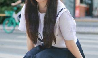 TouTiao头条女神 - 加入杨漫妮baby的女仆世界，下载她的图包，这次绝不后悔！
