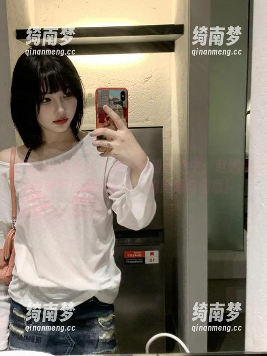 UGirls尤果网 - 漫步在粉色之中：赵娜娜的美图与你分享无尽的灵感与创意！