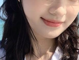 UGirls尤果网 - 郝晴Grace的裤里丝新篇章，原图与图册交织出别样的韵味与风情
