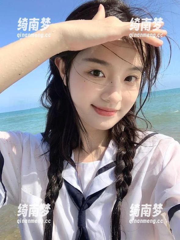 UGirls尤果网 - 郝晴Grace的裤里丝新篇章，原图与图册交织出别样的韵味与风情