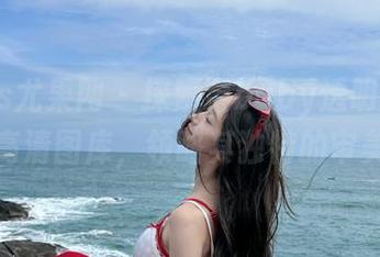 UGirls尤果网 - 探索金baby透明风格作品的高清图库，领略其独特的审美视野
