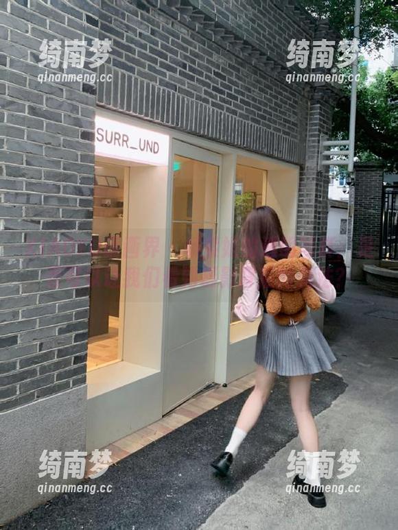 XIAOYU语画界-杨紫嫣 XIAOYU语画界 - 杨紫嫣的透明写真:是否可以让我们看到摄影背后的魔法?