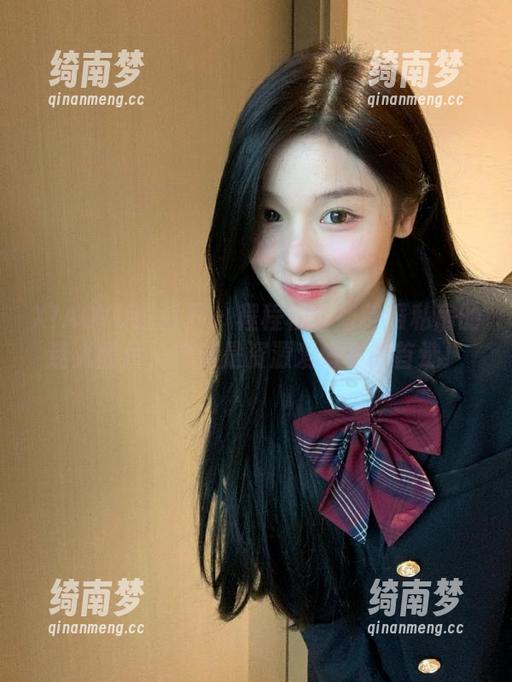 XIAOYU语画界-程程程 XIAOYU语画界 - 程程程空姐制服私房的迷人图片,绝对是资源爱好者的首选!