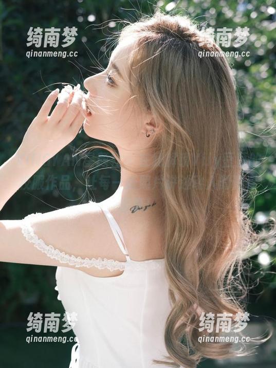 XINGYAN星颜社-Vily豆豆 XINGYAN星颜社 - 在线解锁Vily豆豆的校服作品,让每一张照片讲述动人的青春故事!