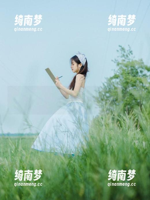 Xiuren秀人网 - 这才是Egg尤妮丝的真面目！不一样的秘书写真套图等你探索！