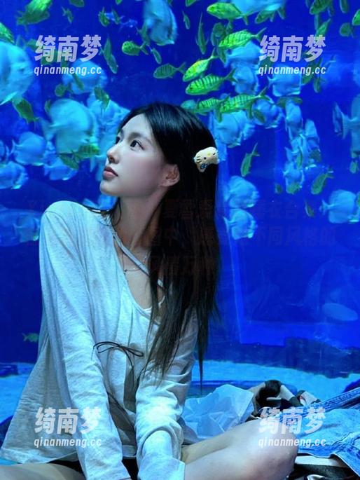 Xiuren秀人网 - 夏雪爱精选睡衣合集：在这组细腻的套图中，感受她不同风格的风情万种