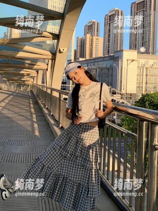 Xiuren秀人网 - 毛衣似锦，奶油妹妹写真美图等你下载，一起做时尚达人！