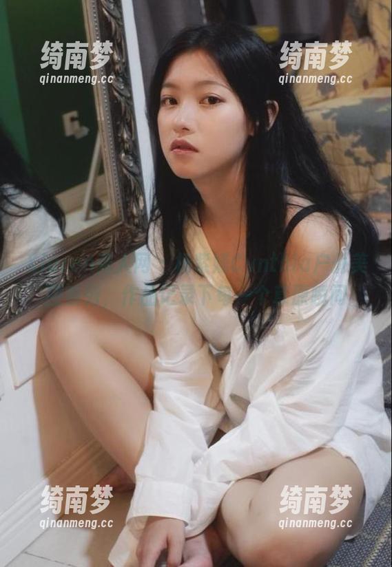 Xiuren秀人网-杨紫嫣Cynthia Xiuren秀人网 - 杨紫嫣Cynthia户外美图系列,作品记录下每一个草原瞬间