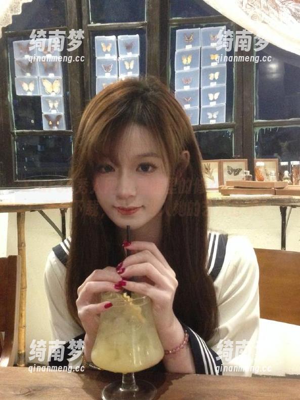 Xiuren秀人网-爱酱里 Xiuren秀人网 - 爱酱里的修女写真全集:精品下载,带你进入她的艺术世界!