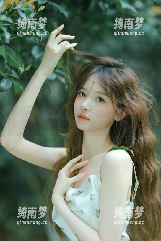 Xiuren秀人网-王雅姗是我 Xiuren秀人网 - 沉醉于美丽:王雅姗是我网袜写真原图合集,揭开她的时尚密码
