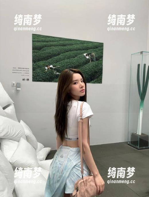 Xiuren秀人网 - 葛征Model秘书写真图库，突破传统，展现无限可能