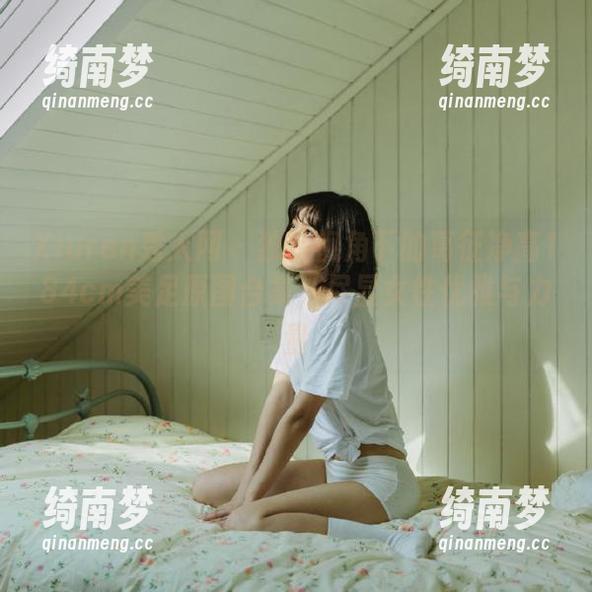 Xiuren秀人网 - 独特视角下的葛征净高184cm美足原图合集，尽显女性优雅与力量