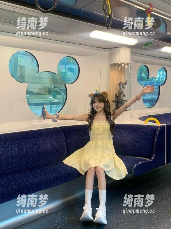 Xiuren秀人网 - 西希白兔花嫁图包：感受唯美与梦想交汇的写真作品