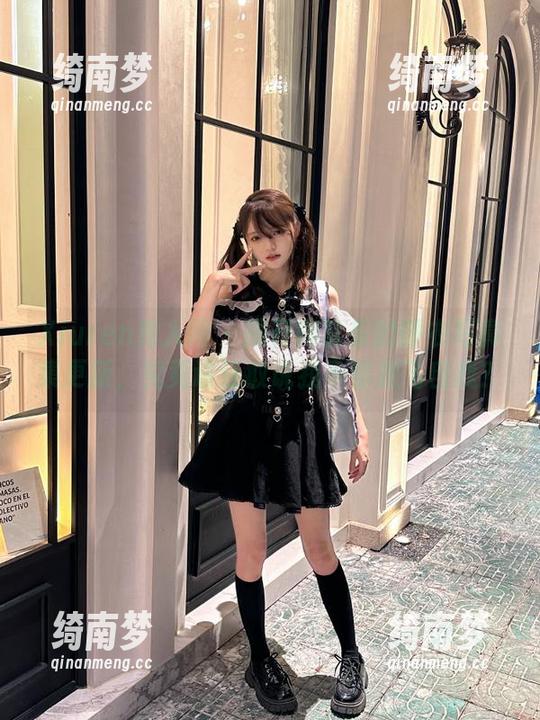 Xiuren秀人网-陶喜乐 Xiuren秀人网 - 揭开陶喜乐的睡衣写真集更新,究竟谁还敢说我不够放飞自我?