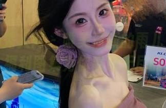 Xiuren秀人网 - 唯美清新的雨儿1494姐姐：福利图集为你展现无尽的魅力