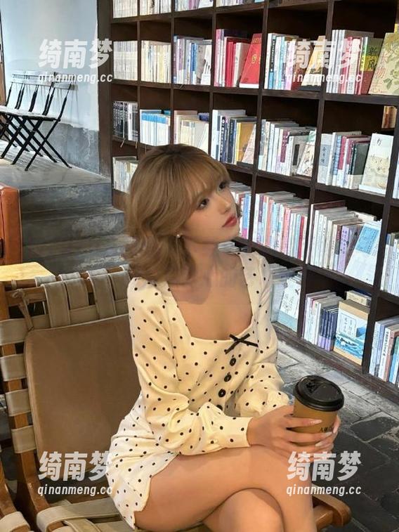 YITUYU艺图语 - 下载十安的高清网袜写真，释放你内心的艺术狂热