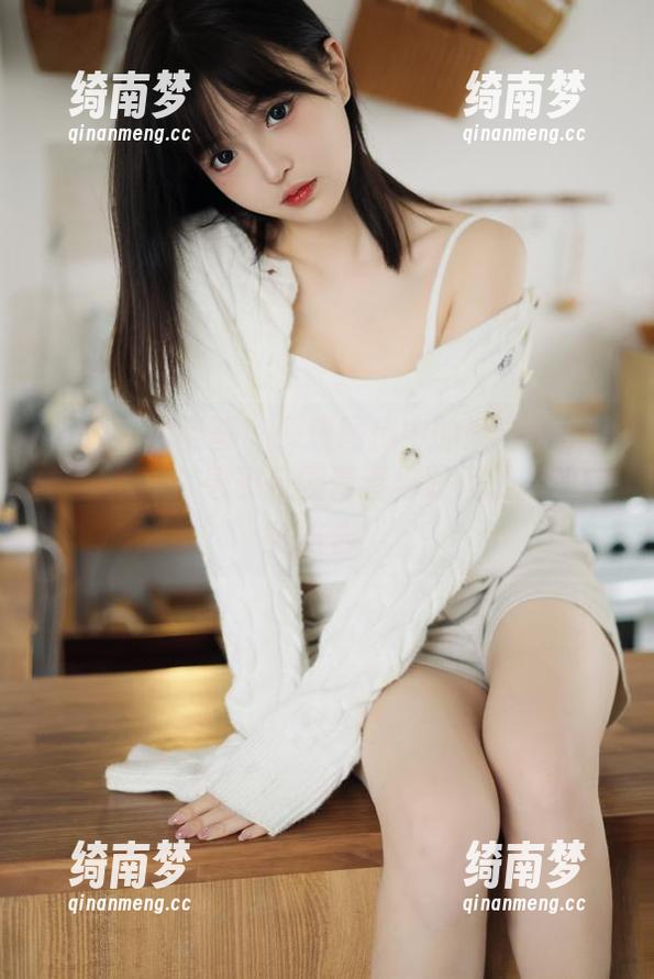 YouMi尤蜜荟 - 探索图库中的媛宝儿boa校服作品，感受校园青春与时尚碰撞的完美结合！