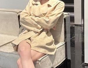 YouMi尤蜜荟 - 与是小逗逗一起探索私房睡衣图包，释放每一个梦幻时刻！