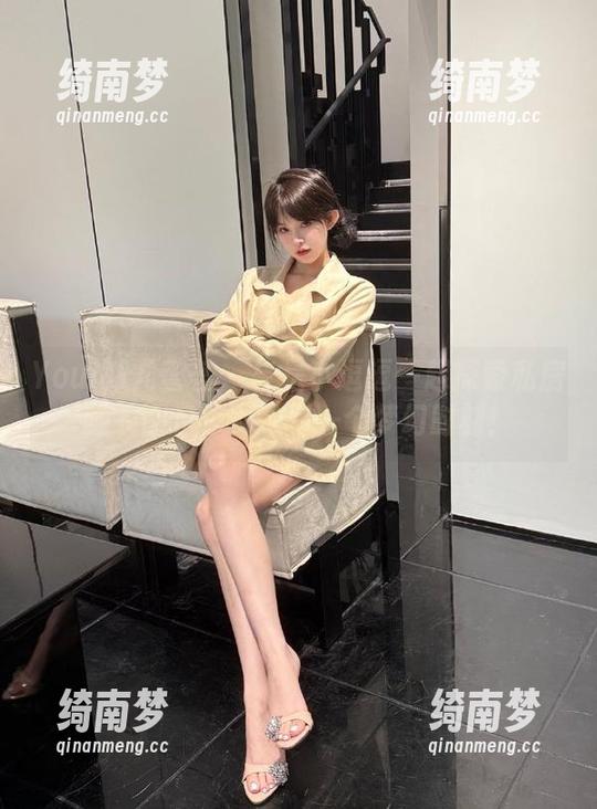 YouMi尤蜜荟 - 与是小逗逗一起探索私房睡衣图包，释放每一个梦幻时刻！