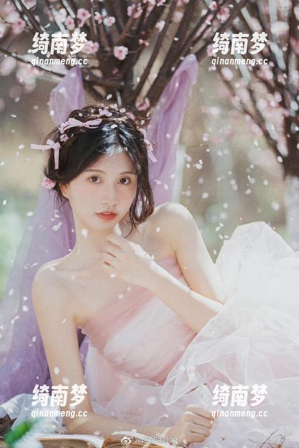 YouWu尤物馆-俞公主 YouWu尤物馆 - 让我们一起分享俞公主的写真艺术,体验女神的优雅魅力