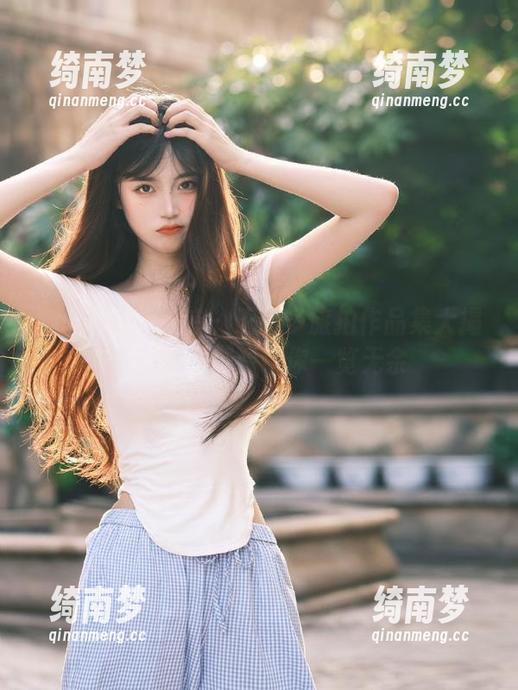 YouWu尤物馆 - 王闵多旅拍作品集大揭秘：丰富资源让你一览无余